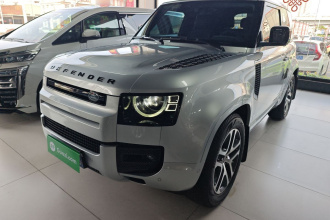 路虎卫士 2022款 90 3.0T P400 XS