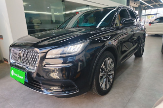 林肯 冒险家 2022款 2.0T 两驱尊雅版