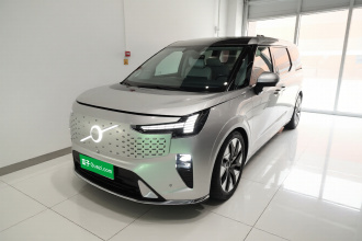 沃尔沃EM90 2025款 Ultra 六座