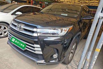 丰田 汉兰达 2021款 2.0T 两驱精英版 7座