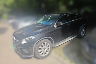 奔驰GLE轿跑 2017款 GLE 320 4MATIC 轿跑SUV
