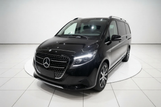 奔驰V级 2024款 V 300 L 长轴距尊贵版