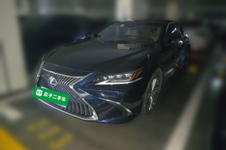 雷克萨斯ES 2018款 300h 行政版 国V