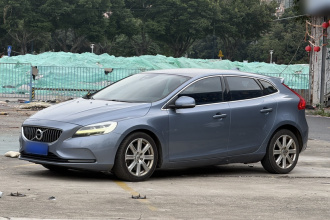 沃尔沃V40 2017款 T3 智逸版