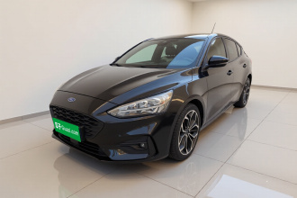 福特 福克斯 2020款 三厢 EcoBoost 180 自动ST Line