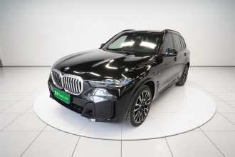 宝马X5 2023款 xDrive 40Li M运动曜夜套装