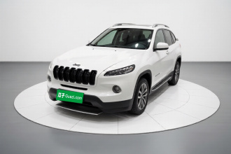 Jeep 自由光 2017款 2.0L 优越版