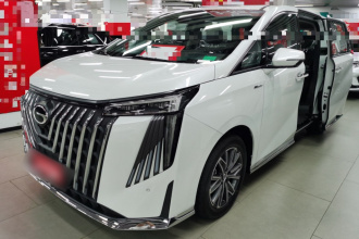 广汽传祺 传祺M8 2026款 2.0T 尊享版