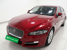 捷豹XJ 2016款 XJL 2.0T 两驱典雅商务版