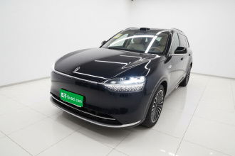 鸿蒙智行 问界M9 2024款 增程 Ultra版 42kWh 6座版