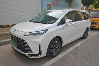 别克GL8新能源 2025款 陆尚 尊享版