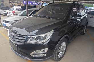 宝骏560 2015款 1.8L 手动精英型