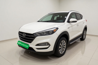 现代 途胜 2015款 1.6T 双离合两驱智能型