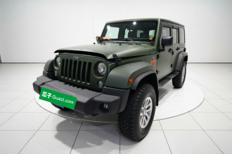 Jeep 牧马人 2017款 3.0L Sahara 四门舒享版