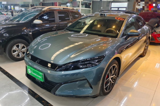 比亚迪 汉L 2025款 DM-p 四驱激光雷达旗舰型