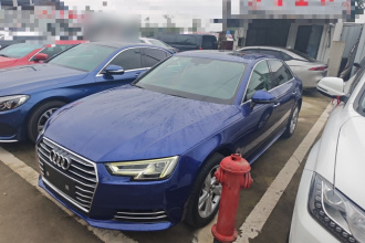 奥迪A4L 2018款 30周年年型 40 TFSI 进取型