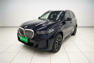 宝马X5 2023款 xDrive 40Li M运动曜夜套装
