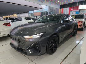 长安UNI-V 智电iDD 2023款  智电iDD 1.5T 113km智趣型（飞快版）