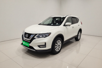 日产 奇骏 2022款 2.0L 两驱智联臻享版