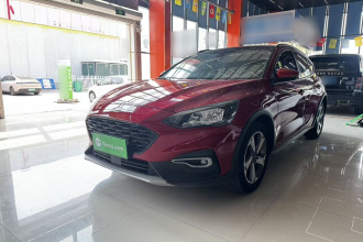 福特 福克斯Active 2020款 EcoBoost 180 自动劲潮型