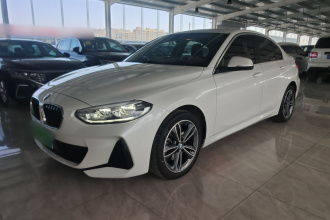 宝马1系 2023款 120i M运动版