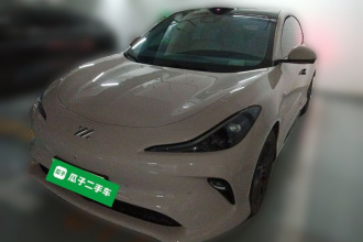 智己汽车 智己LS6 2025款 长续航灵蜥智享版