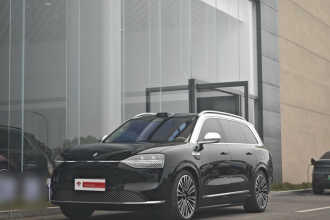 鸿蒙智行 问界M9 2025款 纯电 Ultra版 100kWh 6座版（896线激光雷达）