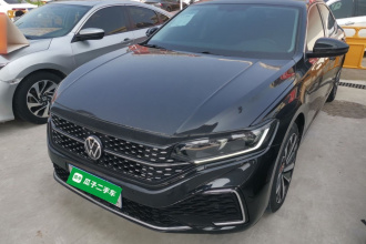 大众 帕萨特 2022款 330TSI 星空精英版