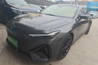 长安UNI-V 2022款 1.5T 尊贵型