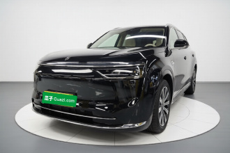 鸿蒙智行 问界M8 2025款 增程 Max+版 53.4kWh 6座版 (192线激光雷达）