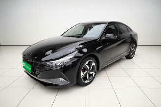 现代 伊兰特 2021款 1.5L CVT LUX尊贵版