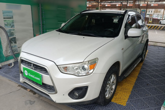 三菱 劲炫ASX 2013款 2.0L CVT两驱精英版