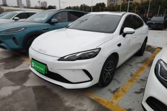 比亚迪 海豹05 DM-i 2025款 DM-i 智驾版 120KM旗舰型
