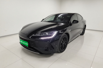 比亚迪 海豹07 DM-i 2025款 DM-i 1.5L 125km 豪华型