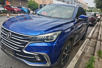 长安CS85 COUPE 2019款 1.5T DCT动版 国VI