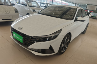 现代 伊兰特 2021款 1.5L CVT LUX尊贵版