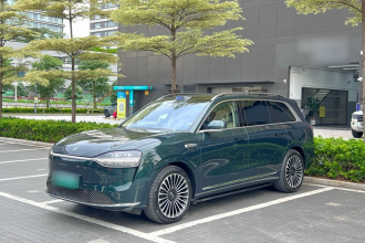 鸿蒙智行 问界M9 2025款 纯电 Ultra版 100kWh 6座版 (192线激光雷达）