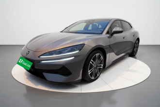 腾势Z9GT 2024款 1100四驱Ultra版