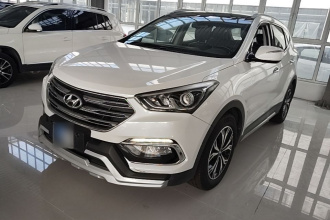 现代 胜达 2017款 2.0T 自动四驱智能型 7座