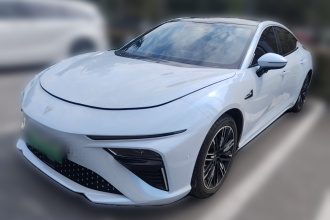 哪吒汽车 哪吒S 2022款 增程版 1160km 后驱小版