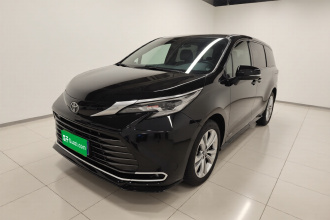 丰田 赛那SIENNA 2023款 2.5L混动 尊贵版