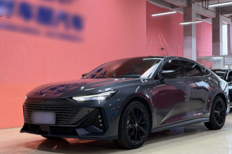 长安UNI-V 2023款 1.5T 尊贵型