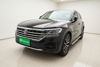 大众 途锐 2021款 3.0TSI 锐享版 经典运动套装