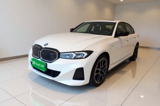 宝马i3 2023款 eDrive 40 L 曜夜运动套装
