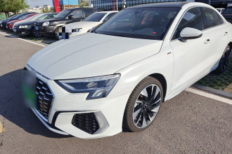 奥迪A3 2024款 A3L Limousine 35 TFSI 时尚运动型
