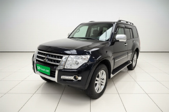 三菱 帕杰罗（平行进口）   V97 3.8L 五门 GLS 天窗 双差 中东