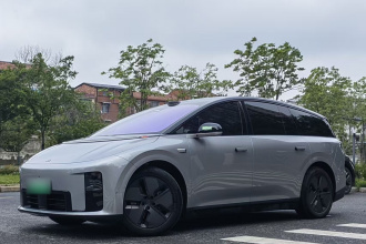 理想汽车 理想i8 2025款 标准版