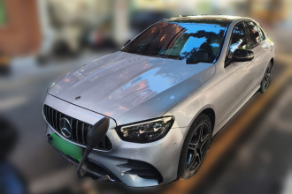 奔驰E级(进口) 2022款 E 260 时尚型运动版