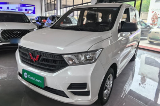 五菱汽车 五菱宏光 2021款 改款1.5L S基本型 电动助力LAR