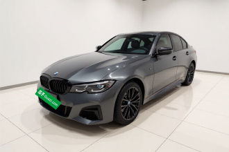 宝马3系 2022款 325i M运动曜夜套装